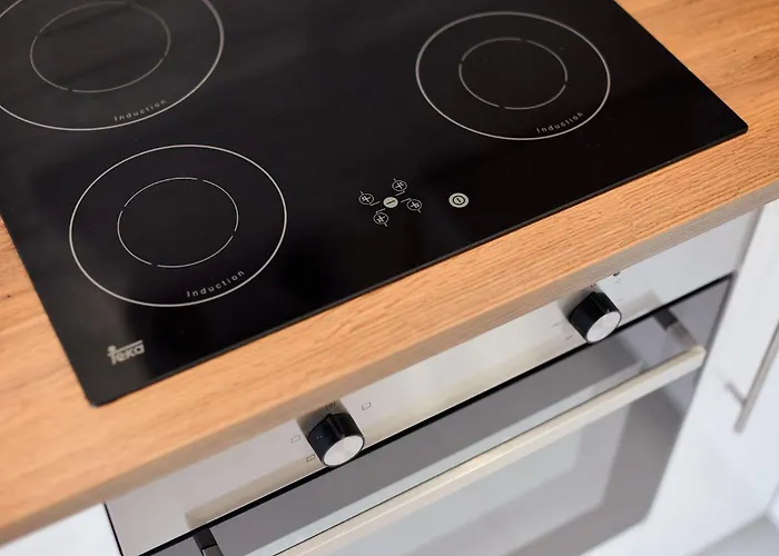 Neon By Bookinghost Wrocław